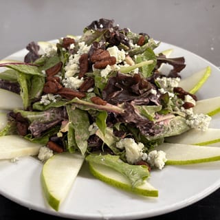 Pear & Gorgonzola Salad