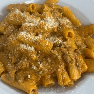 Rigatoni Bolognese