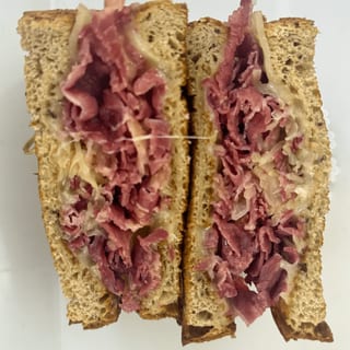 Corned Beef Rueben